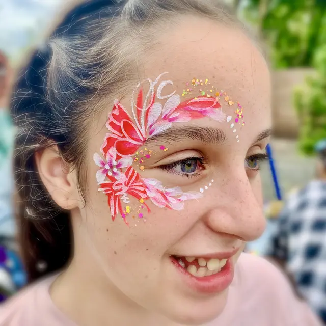 Adults & events — portfolio example by Mika Face Painting