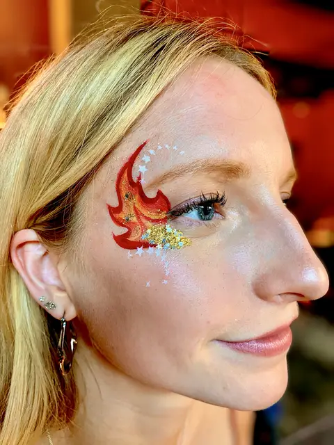 Adults & events — portfolio example by Mika Face Painting
