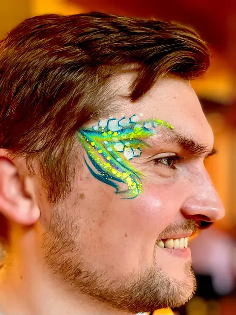 Adults & events — portfolio example by Mika Face Painting