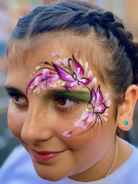 Adults & events — portfolio example by Mika Face Painting