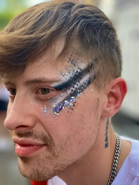 Adults & events — portfolio example by Mika Face Painting