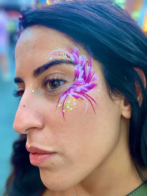 Adults & events — portfolio example by Mika Face Painting