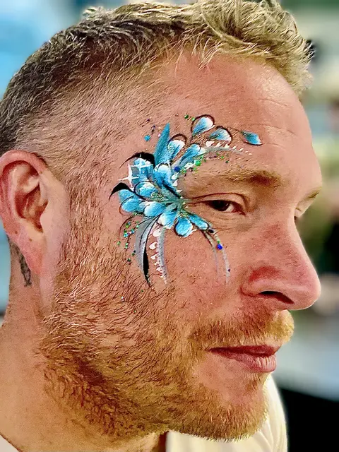 Adults & events — portfolio example by Mika Face Painting