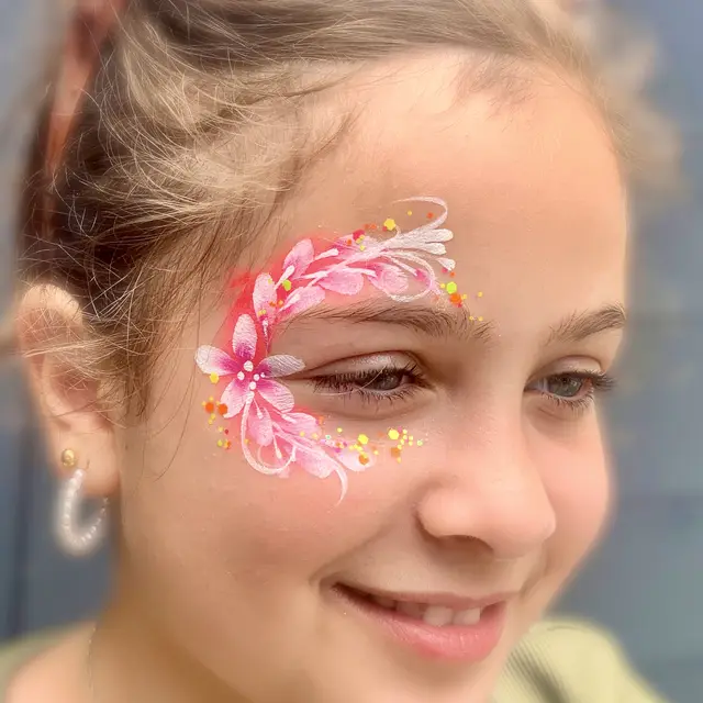 Children's parties — portfolio example by Mika Face Painting