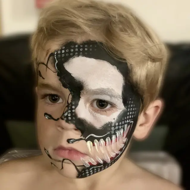 Children's parties — portfolio example by Mika Face Painting
