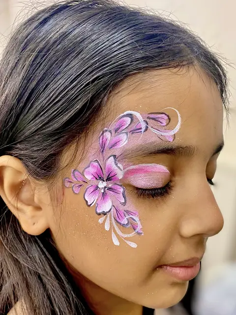Children's parties — portfolio example by Mika Face Painting