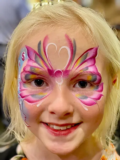 Children's parties — portfolio example by Mika Face Painting