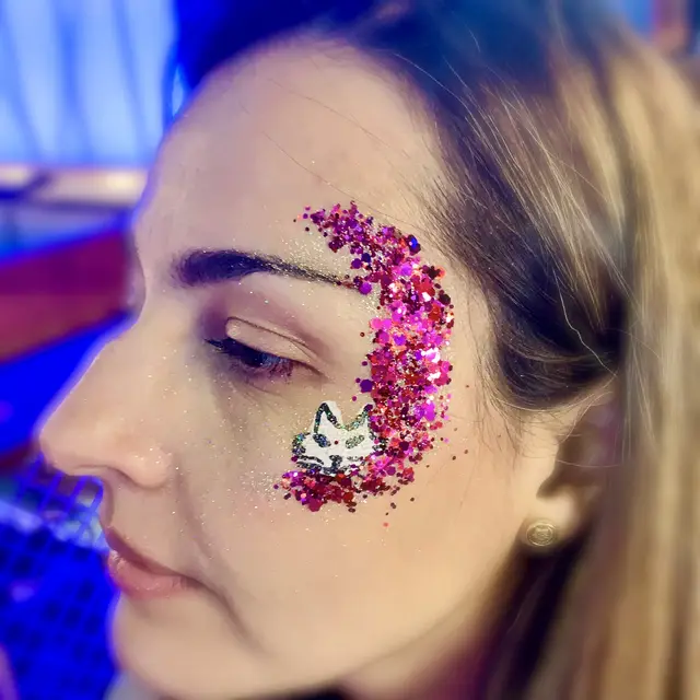 Glitter bar — portfolio example by Mika Face Painting