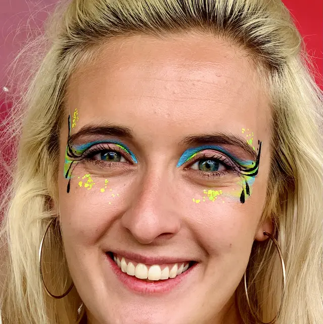 Glitter bar — portfolio example by Mika Face Painting