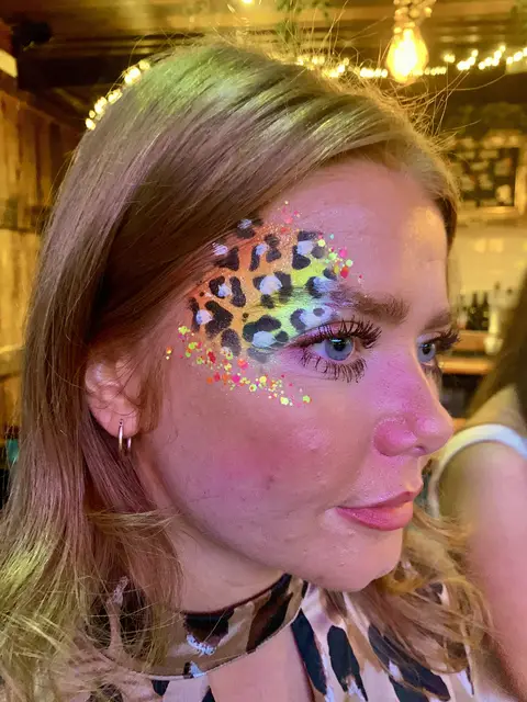 Glitter bar — portfolio example by Mika Face Painting